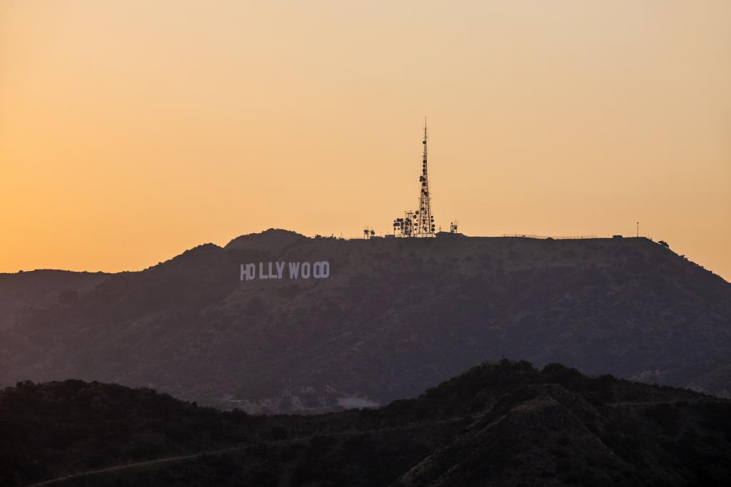 sunset in hollywood mountains with the hollywood sign